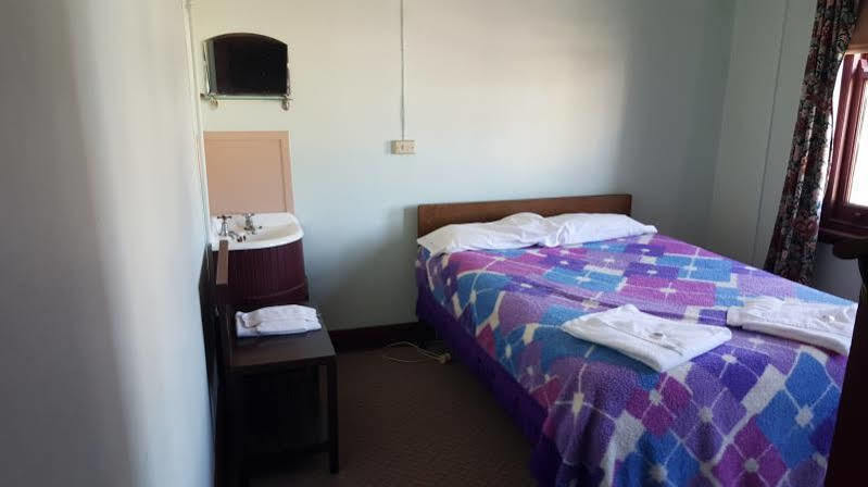 Royal Motel テンターフィールド エクステリア 写真